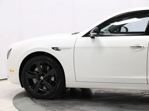 Used 2018 Bentley Flying Spur S W12 AWD/4WD image 9