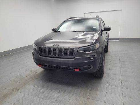 Used 2019 Jeep Cherokee Trailhawk AWD/4WD image 15