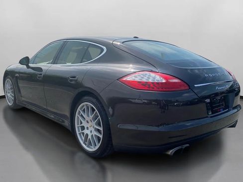 Used 2010 Porsche Panamera 4S image 7