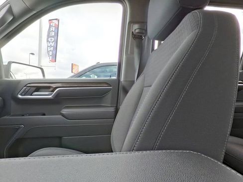 Used 2022 GMC Sierra 1500 SLE w/ X31 Off-Road Package image 25