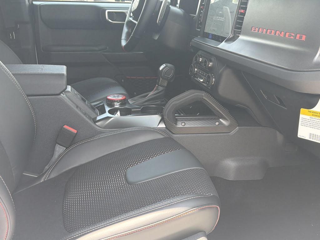New 2026 Ford Bronco Raptor w/ Interior Carbon Fiber Pack AWD/4WD image 9