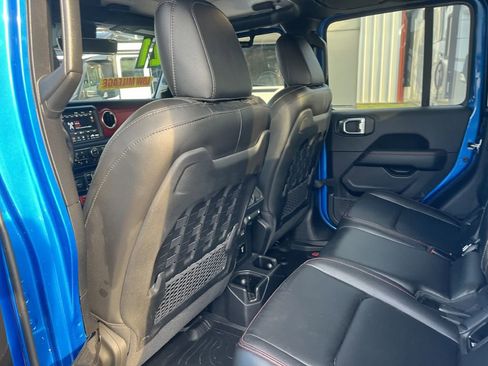 Used 2021 Jeep Gladiator Rubicon w/ Dual Top Group image 19