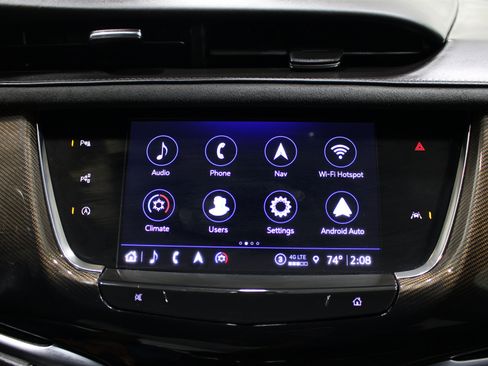 Used 2022 Cadillac XT6 Premium Luxury w/ Platinum Package AWD/4WD image 16
