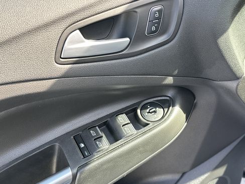 Used 2017 Ford Escape SE w/ SE Leather Comfort Package image 15