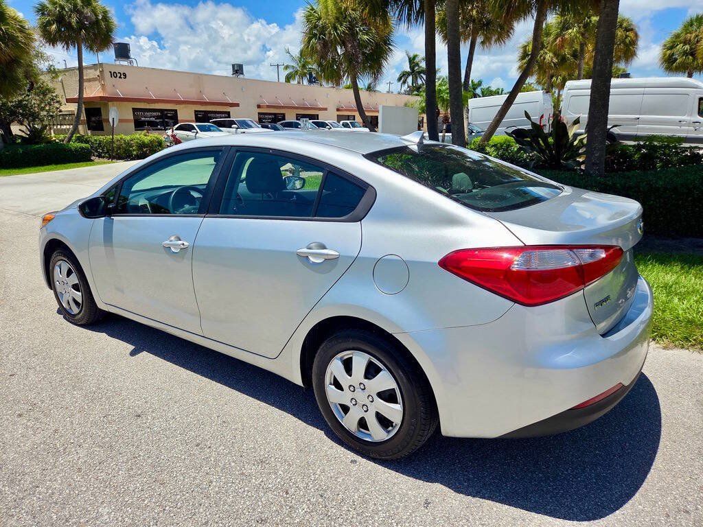 Used 2014 Kia Forte LX FWD image 8