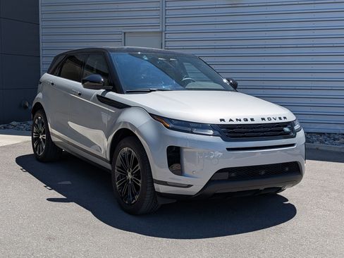 Used 2026 Land Rover Range Rover Evoque S AWD/4WD image 3