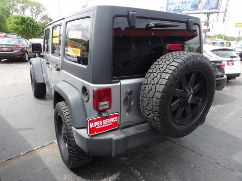 Used 2015 Jeep Wrangler Unlimited Sport w/ Quick Order Package 24S AWD/4WD image 2