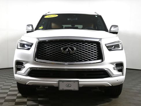 Used 2023 INFINITI QX80 Sensory w/ All-Season Package AWD/4WD image 10