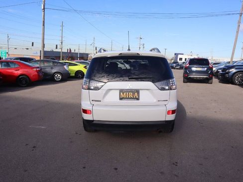 Used 2008 Mitsubishi Outlander SE FWD image 9