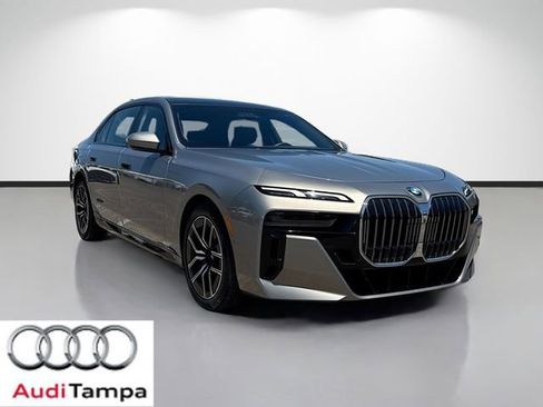Used 2023 BMW 760i xDrive AWD/4WD image 1