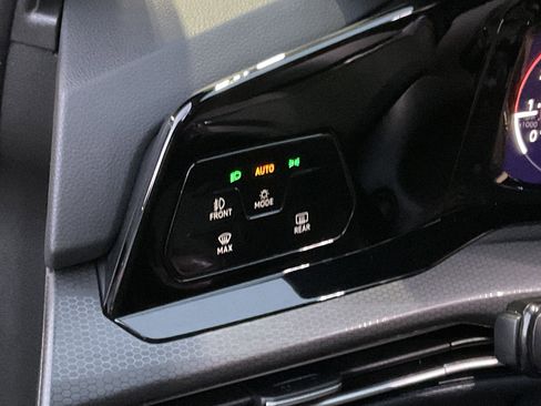 Used 2024 Volkswagen GTI S image 27