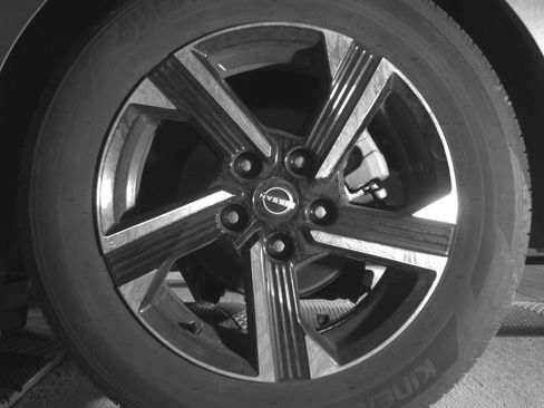 Used 2025 Nissan Sentra SV image 14