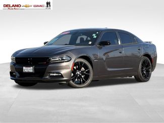 Used 2018 Dodge Charger R/T w/ Blacktop Package RWD video 1