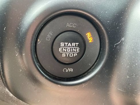 Used 2022 Jeep Wrangler Unlimited Sport AWD/4WD image 27
