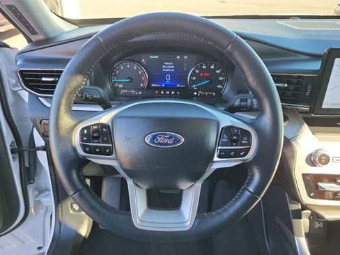 Used 2023 Ford Explorer XLT w/ Equipment Group 202A image 23