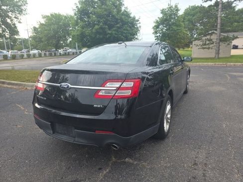 Used 2013 Ford Taurus SEL FWD image 7