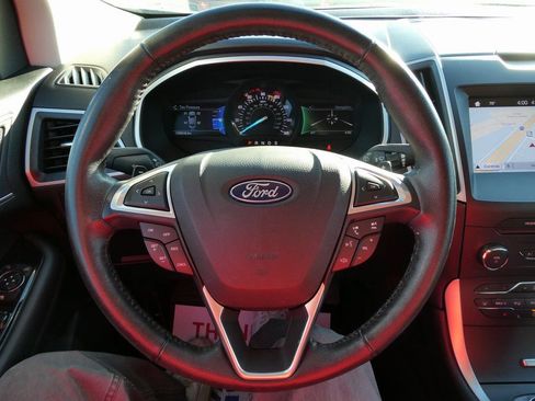Used 2018 Ford Edge SEL w/ Equipment Group 201A image 30