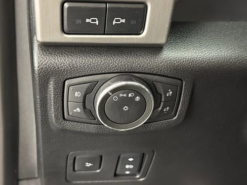 Used 2017 Ford F250 Platinum w/ Platinum Ultimate Package image 36