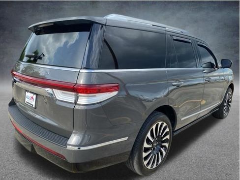 Used 2023 Lincoln Navigator Black Label AWD/4WD image 8