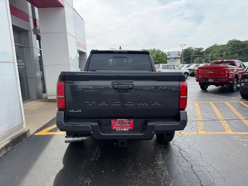 New 2026 Toyota Tacoma SR5 AWD/4WD image 8