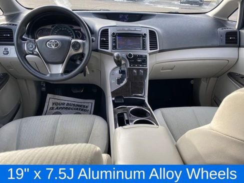Used 2014 Toyota Venza LE image 5