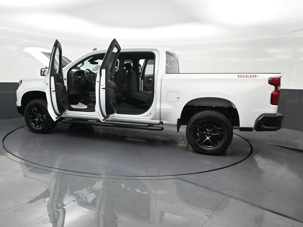 Used 2024 Chevrolet Silverado 1500 Custom Trail Boss AWD/4WD image 36