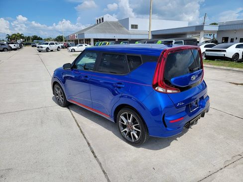 Used 2021 Kia Soul Turbo FWD image 3
