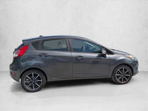 Used 2018 Ford Fiesta SE w/ Cold Weather Package FWD image 16