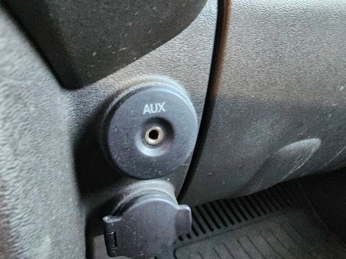 Used 2012 Nissan Frontier PRO-4X w/ Pro-4x Luxury Pkg image 25