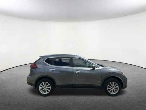 Used 2018 Nissan Rogue SV AWD/4WD image 21