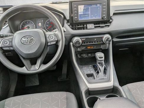 Used 2019 Toyota RAV4 XLE image 17