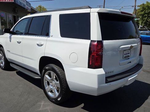 Used 2019 Chevrolet Tahoe LT w/ Luxury Package AWD/4WD image 11