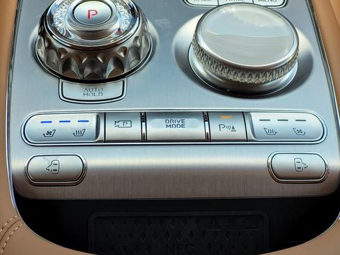 Used 2024 Genesis G90 3.5T image 21