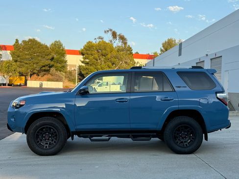 Used 2018 Toyota 4Runner TRD Pro AWD/4WD image 9