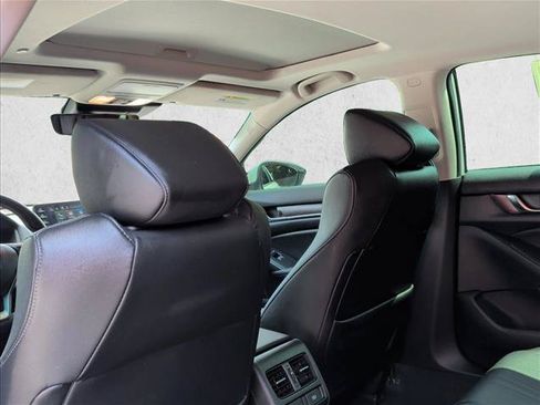 Used 2020 Honda Accord EX-L image 17