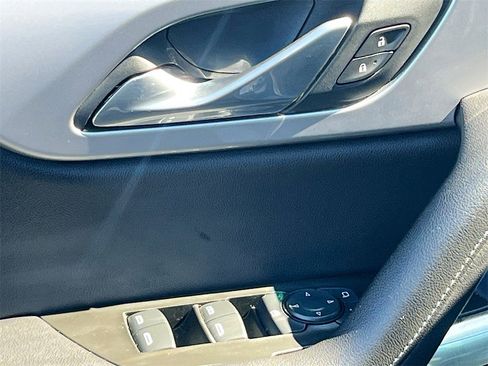 Used 2021 Chevrolet Blazer LT image 17