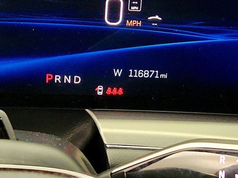 Used 2023 Cadillac Lyriq AWD image 14
