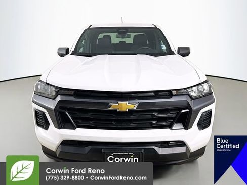 Used 2023 Chevrolet Colorado LT image 2