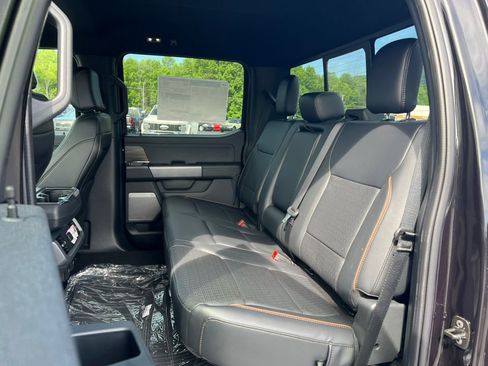 New 2025 Ford F150 Lariat w/ Equipment Group 501A Mid image 15