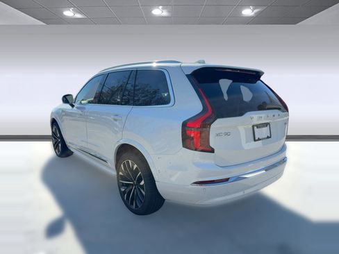 New 2026 Volvo XC90 T8 Plus w/ Protection Package image 3