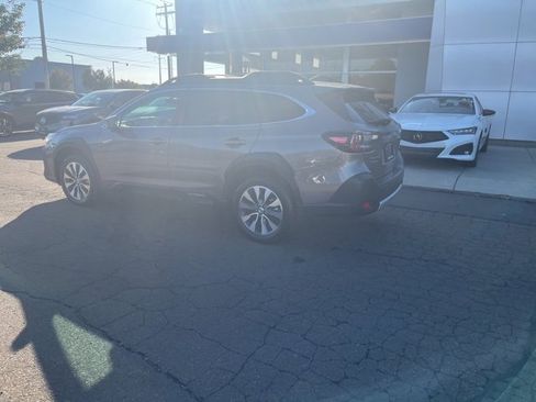 Used 2024 Subaru Outback Limited image 5