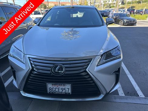 Used 2018 Lexus RX 350 FWD image 2