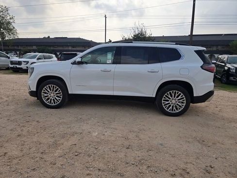 New 2026 GMC Acadia Denali w/ Super Cruise Package image 8