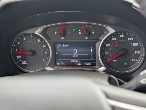 Used 2020 Chevrolet Equinox LT image 16