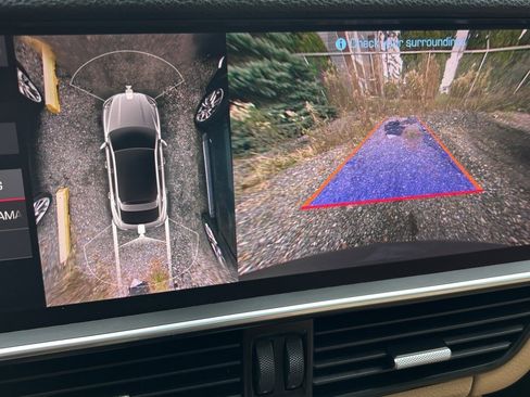 Used 2021 Porsche Cayenne Coupe image 16