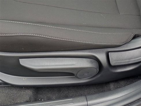 New 2025 Hyundai Elantra Blue image 21