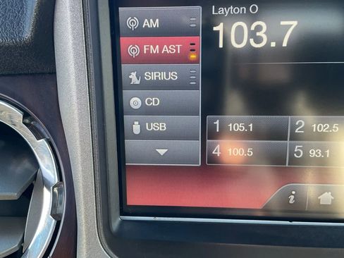 Used 2016 Ford F250 Lariat image 37