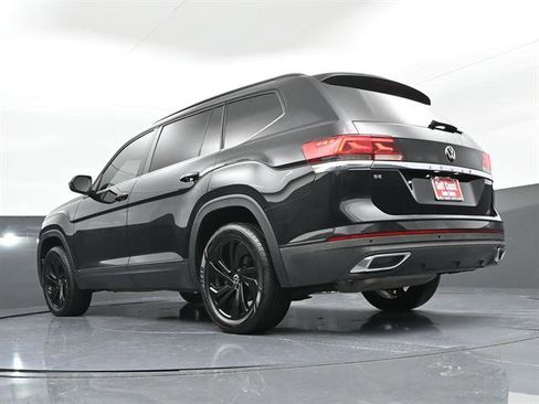 Used 2022 Volkswagen Atlas SE FWD image 34
