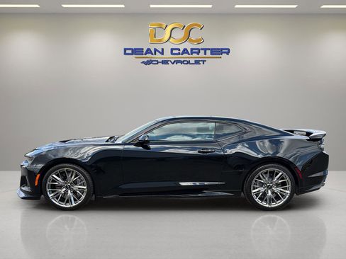 Used 2023 Chevrolet Camaro ZL1 RWD image 2