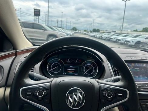 Used 2017 Buick Regal Premium w/ Driver Confidence Package #1 FWD image 37
